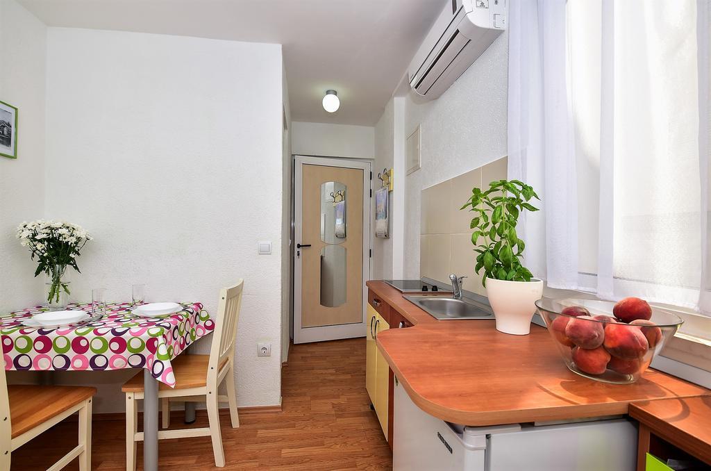 Apartment Borna มาคาร์สกา ภายนอก รูปภาพ